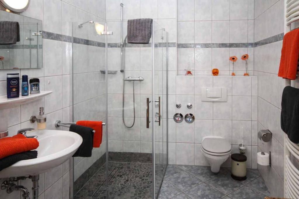 Kuehlungsborn Ferienwohnung Sonnenresidenz คูล็องสบอร์น ภายนอก รูปภาพ